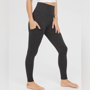 OFFLINE By Aerie The Hugger High Waisted Pocket Legging